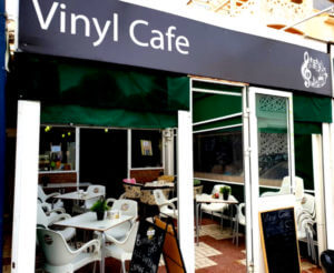 Vinyl Cafe Bar 2019