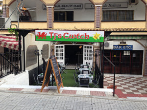 TJ;s Cwtch