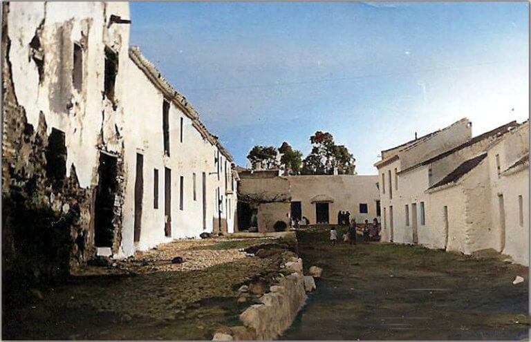 Looking down Calle Andalucia from the bottom of Blas Infante (El Diablito)