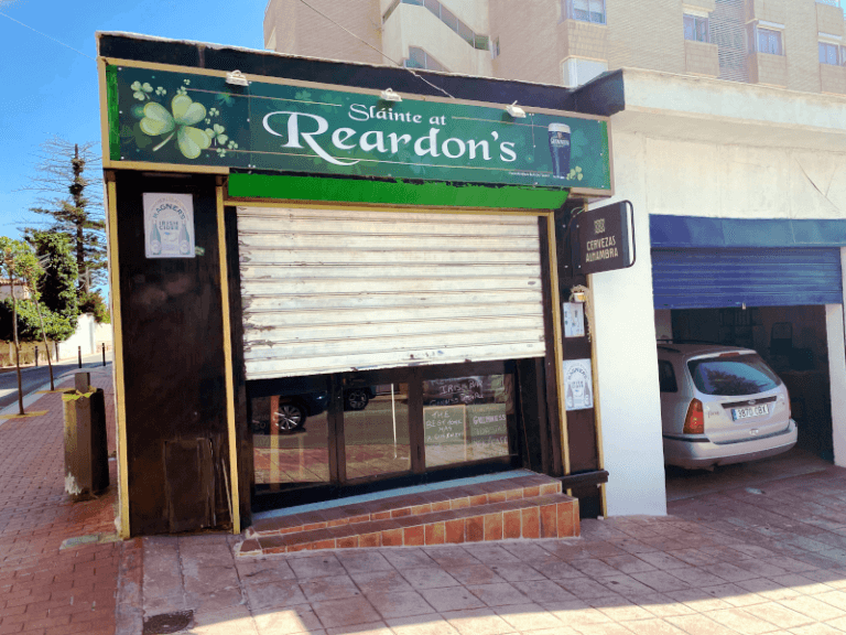Reardon's Irish Bar