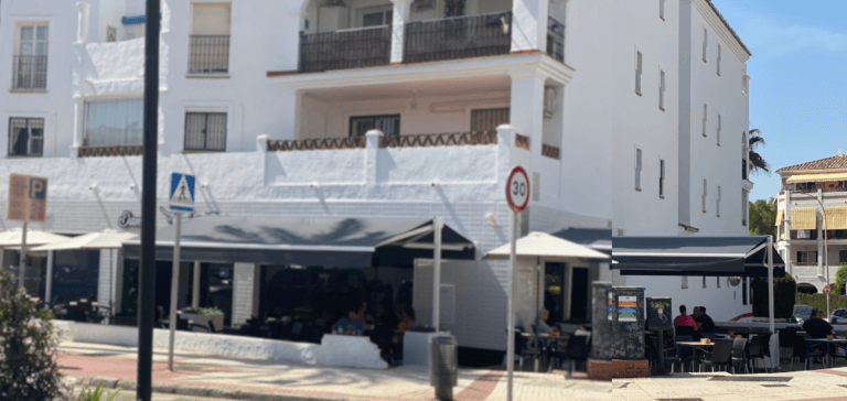Dama Cafe