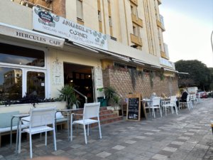 Anabellas-corner2023